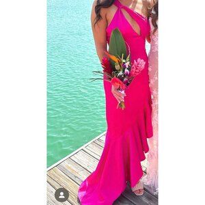 Lovers & Friends Heidi Gown in Berry Pink Size M